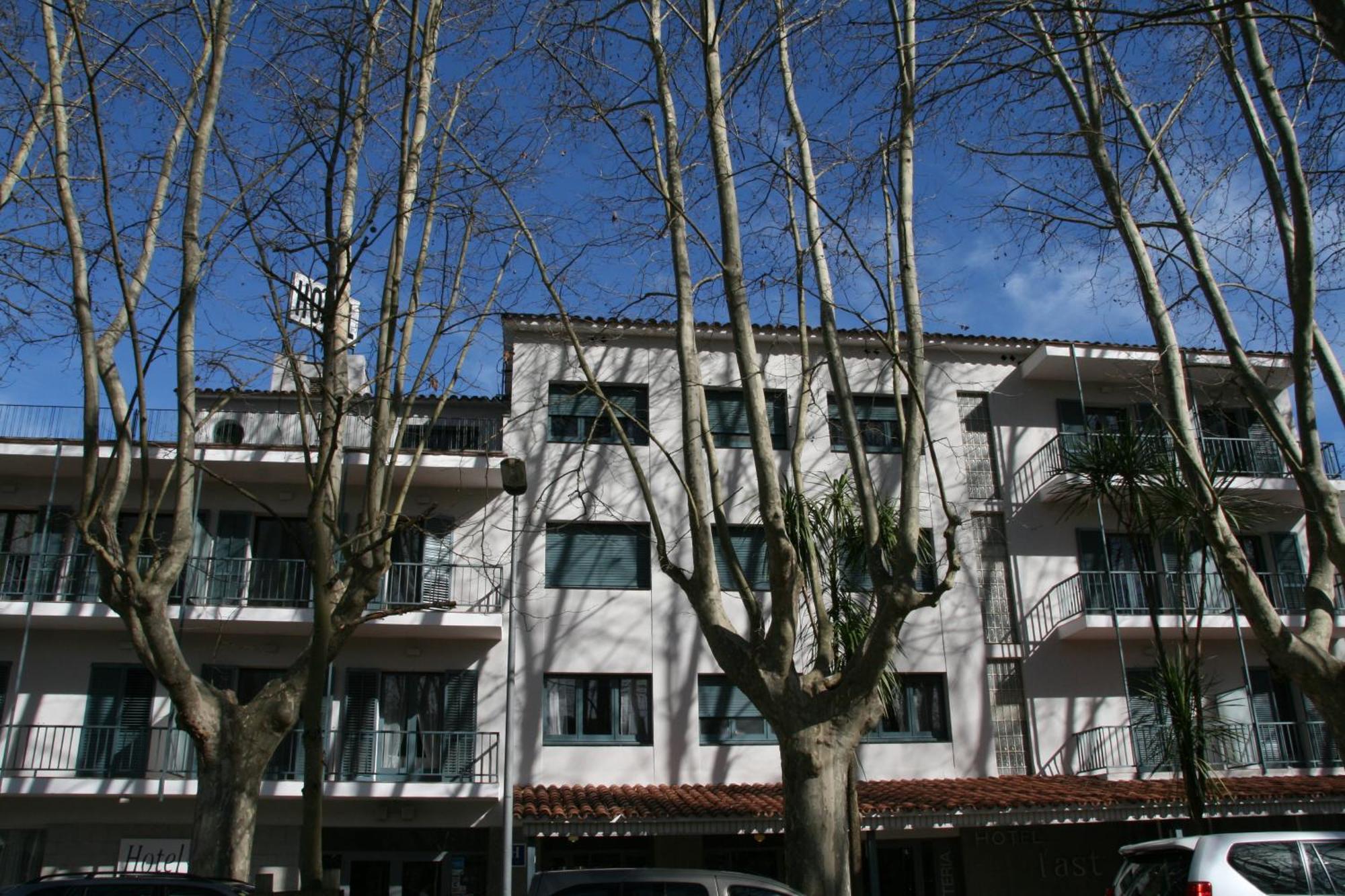 Hotel L'Ast Баньолас Номер фото
